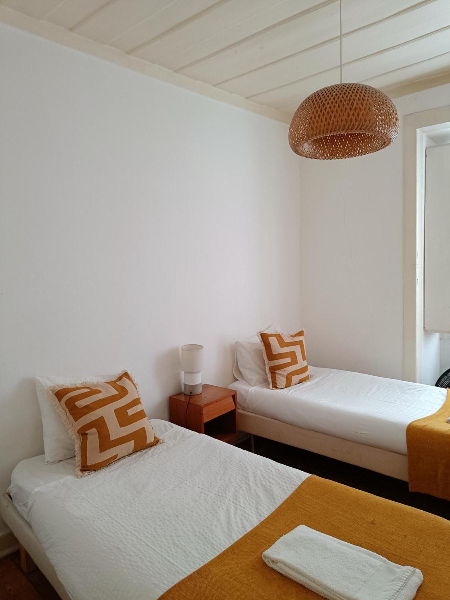 Stunning Apartment Near Chiado Lizbona Zewnętrze zdjęcie