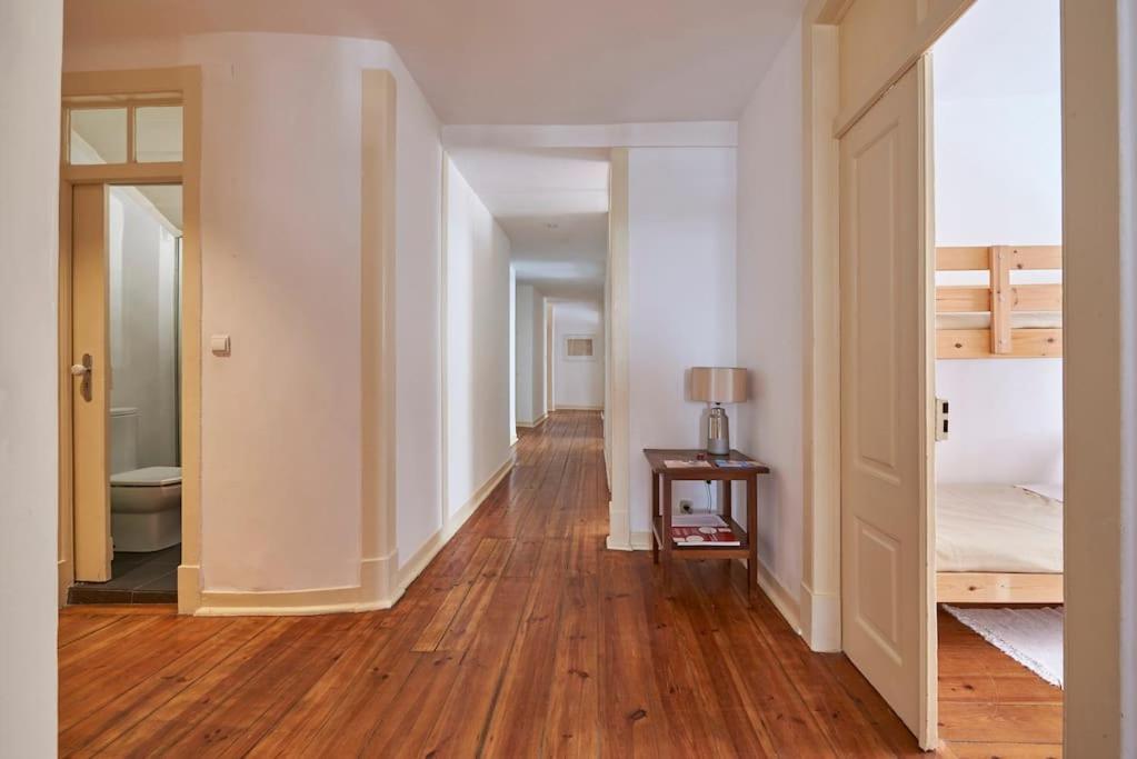 Stunning Apartment Near Chiado Lizbona Zewnętrze zdjęcie