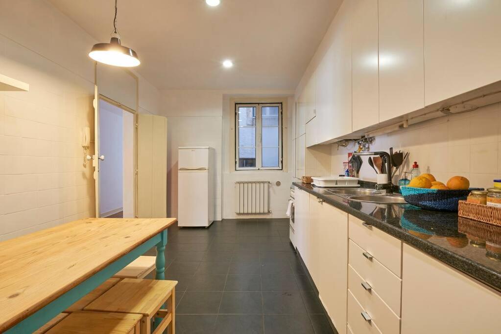 Stunning Apartment Near Chiado Lizbona Zewnętrze zdjęcie