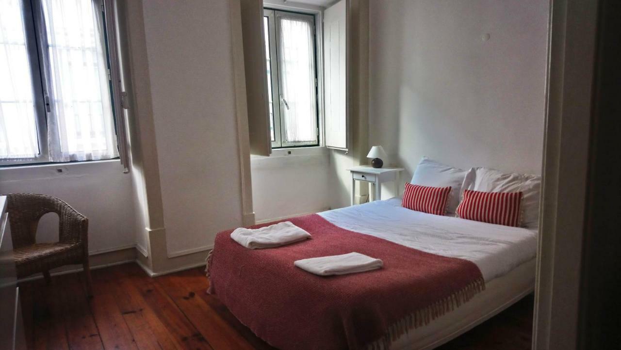 Stunning Apartment Near Chiado Lizbona Zewnętrze zdjęcie