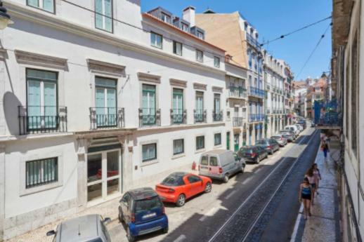 Stunning Apartment Near Chiado Lizbona Zewnętrze zdjęcie